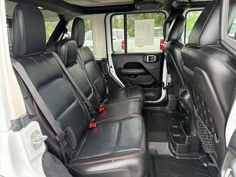 Used 2018 Jeep Wrangler Unlimited Rubicon image 23