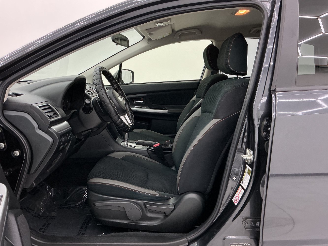 Used 2017 Subaru Crosstrek 2.0i Premium AWD/4WD image 14