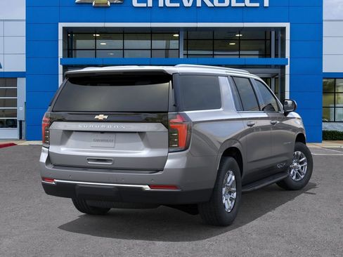 New 2026 Chevrolet Suburban LS RWD image 4