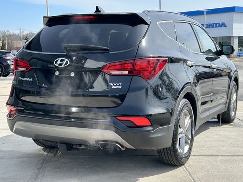 Used 2017 Hyundai Santa Fe Sport image 7