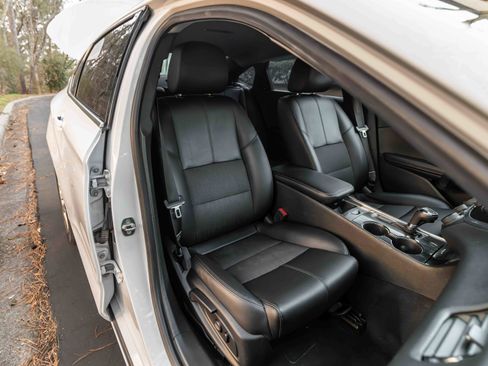 Used 2019 Chevrolet Impala LT image 14