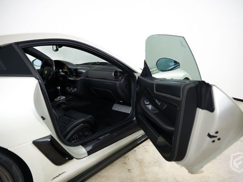 Used 2008 Ferrari 599 GTB Fiorano RWD image 21