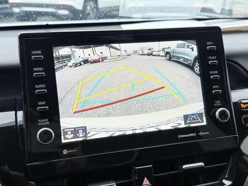 Used 2022 Toyota Camry XSE image 4