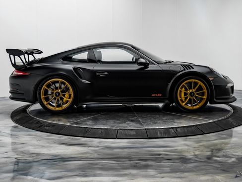 Used 2016 Porsche 911 GT3 RS image 16