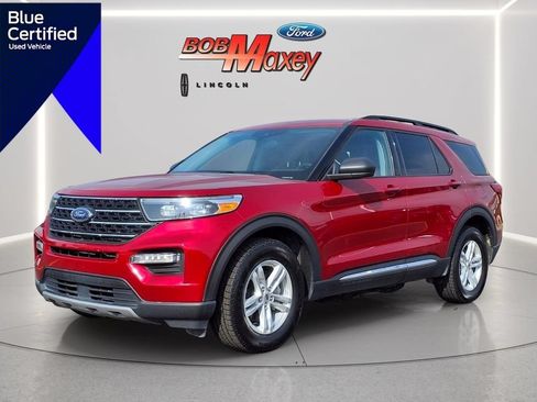 Used 2023 Ford Explorer XLT w/ Equipment Group 202A AWD/4WD image 1