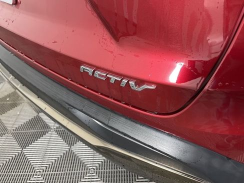 Certified 2024 Chevrolet Trax ACTIV w/ Sunroof Package image 4