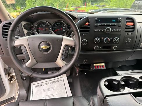 Used 2013 Chevrolet Silverado 3500 LT w/ Interior Plus Package AWD/4WD image 12