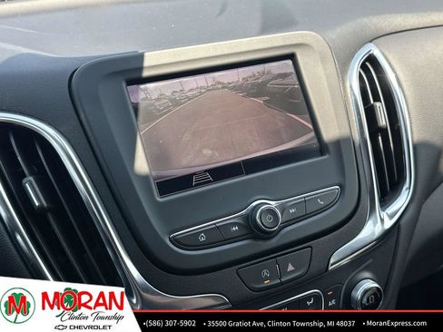 Certified 2024 Chevrolet Equinox LT FWD image 23
