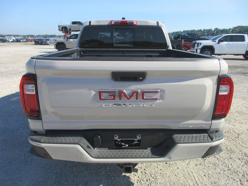 New 2026 GMC Canyon Denali AWD/4WD image 5