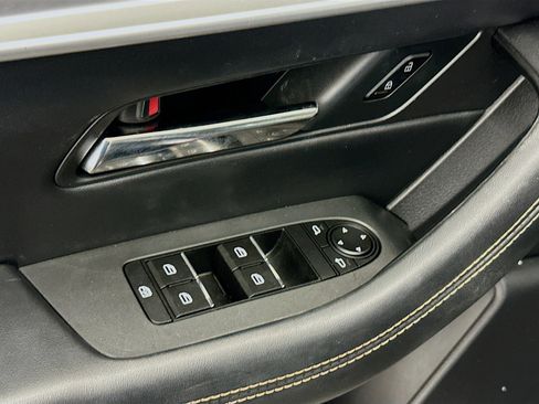 Used 2024 MAZDA CX-90 Plug-In Hybrid w/ Premium Pkg image 15