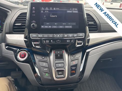 Used 2023 Honda Odyssey Touring image 23