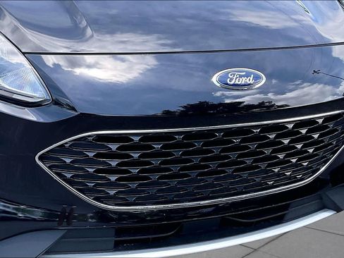 Used 2021 Ford Escape SE FWD image 30