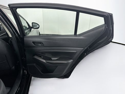 Used 2023 Nissan Altima 2.5 SV w/ SV Premium Package image 29