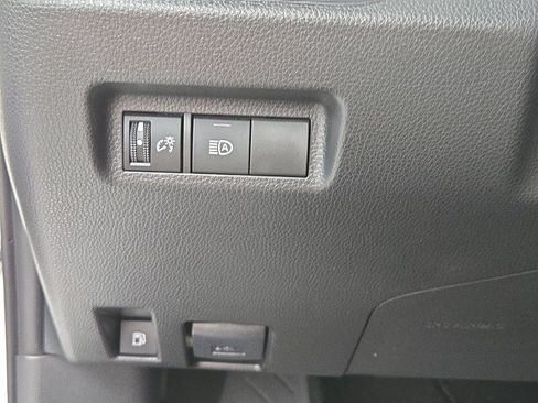 Certified 2025 Toyota RAV4 LE AWD/4WD image 26