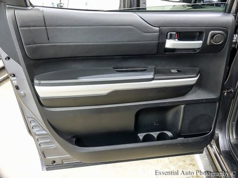 Used 2018 Toyota Tundra Limited image 21