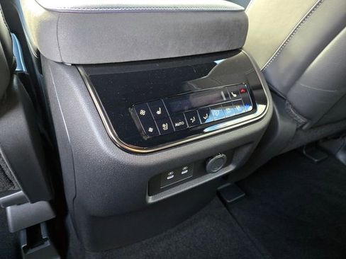 New 2026 INFINITI QX80 4WD w/ Premium Cargo Package image 18