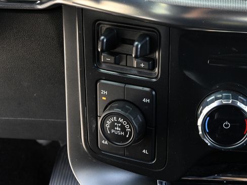 Used 2022 Ford F150 Raptor w/ Equipment Group 801A High AWD/4WD image 20