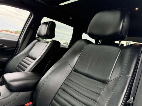 Used 2019 Jeep Grand Cherokee Limited X AWD/4WD image 11