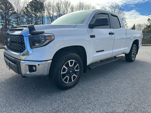 Used 2020 Toyota Tundra SR5 image 1