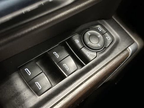 Used 2019 GMC Sierra 1500 SLT w/ SLT Premium Plus Package AWD/4WD image 20