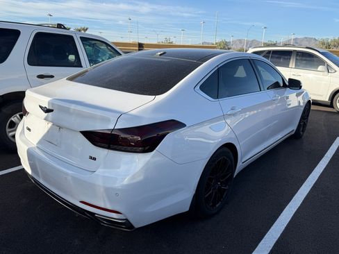 Used 2018 Genesis G80 3.8 w/ Option Group 02 image 3