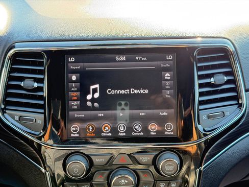 Used 2019 Jeep Grand Cherokee Limited AWD/4WD image 65