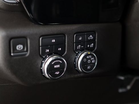 Used 2024 GMC Sierra 2500 SLE w/ SLE Value Package; image 10