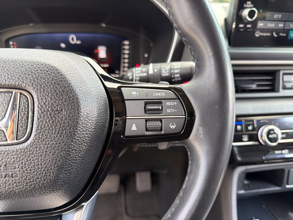 Used 2023 Honda Pilot Elite image 17
