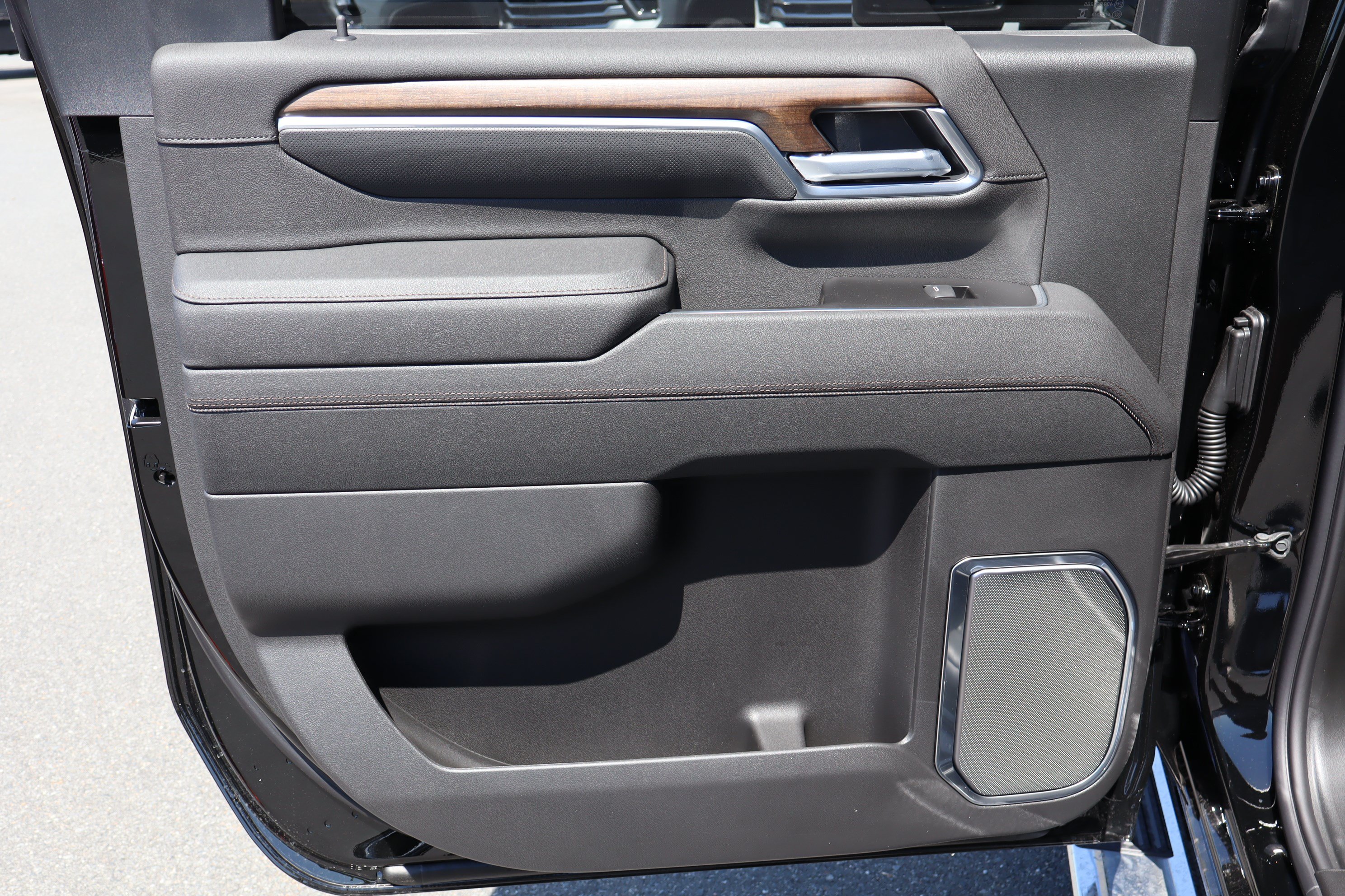 New 2026 Chevrolet Silverado 2500 High Country w/ High Country Premium Package AWD/4WD image 23