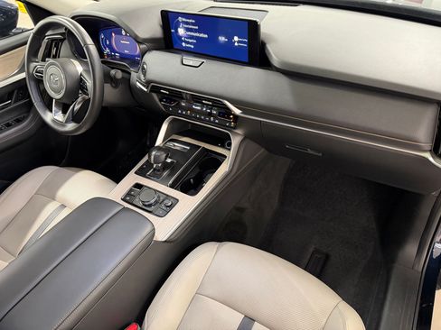 Used 2025 MAZDA CX-90 Plug-In Hybrid w/ Preferred AWD/4WD image 47