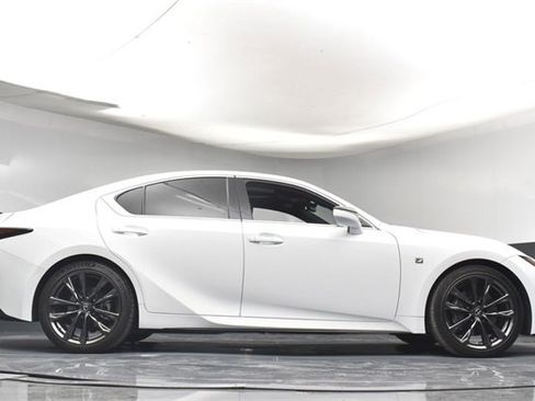 Used 2022 Lexus IS 350 F Sport image 40