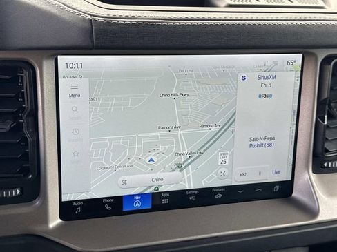 Used 2025 Ford Bronco Outer Banks image 12