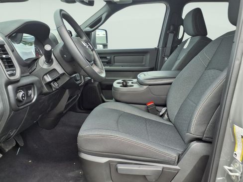 New 2026 RAM 3500 Tradesman AWD/4WD image 10