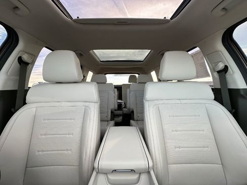 Used 2025 Hyundai Santa Fe Calligraphy image 10