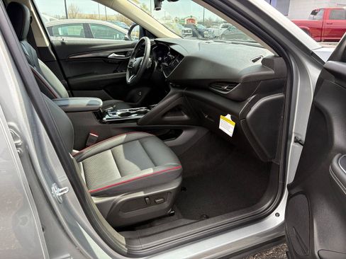 Used 2023 Buick Envision Essence w/ Sport Touring Package image 10