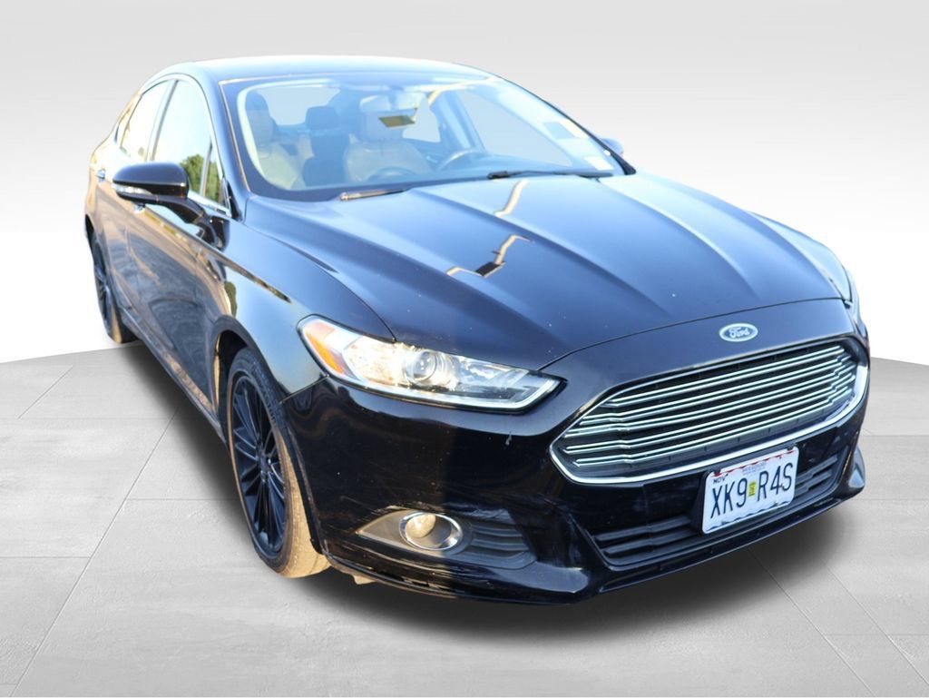 Used 2016 Ford Fusion SE w/ Equipment Group 202A FWD image 11