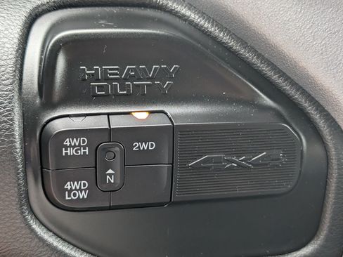 Used 2023 RAM 2500 Big Horn w/ Cold Weather Group AWD/4WD image 20