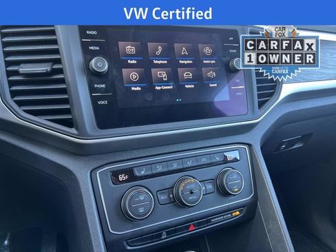 Certified 2021 Volkswagen Atlas SE image 22