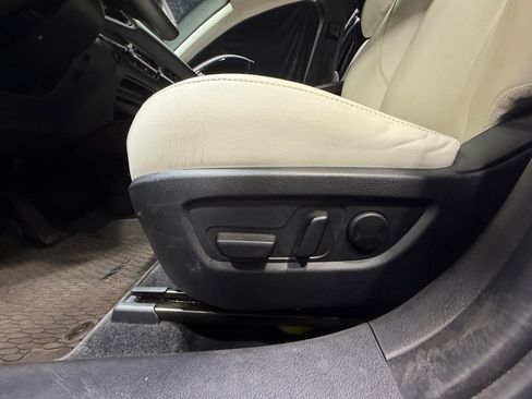 Used 2024 MAZDA CX-30 AWD 2.5 S w/ Premium Package image 14