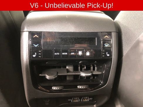 Used 2023 Jeep Grand Cherokee Summit w/ Luxury Tech Group V AWD/4WD image 13