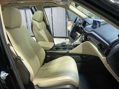 Used 2023 Acura MDX SH-AWD w/ Technology Package image 14