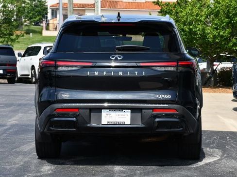Used 2023 INFINITI QX60 Luxe AWD/4WD image 9