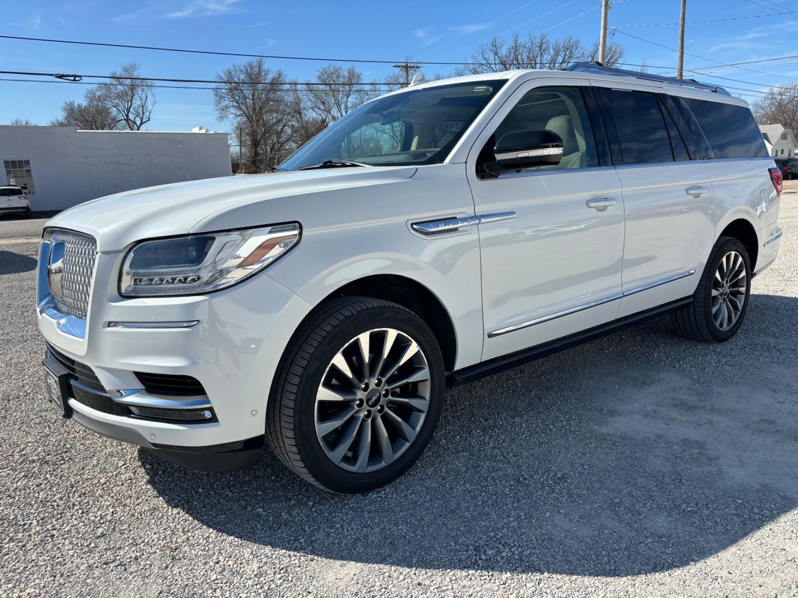 Used 2020 Lincoln Navigator L Reserve w/ Luxury Package AWD/4WD image 14
