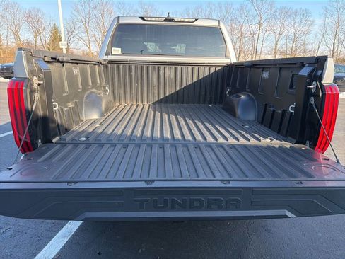 Used 2022 Toyota Tundra Limited image 21