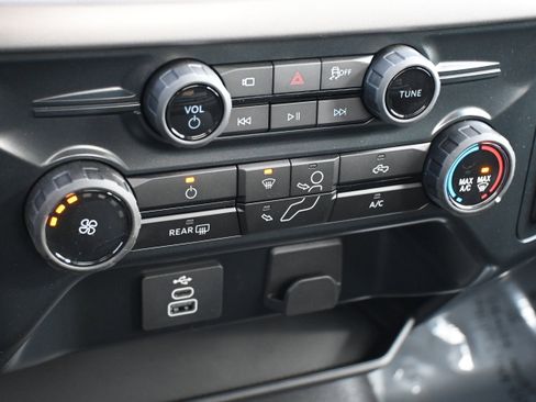 New 2025 Ford F150 XL w/ Equipment Group 103A High image 23