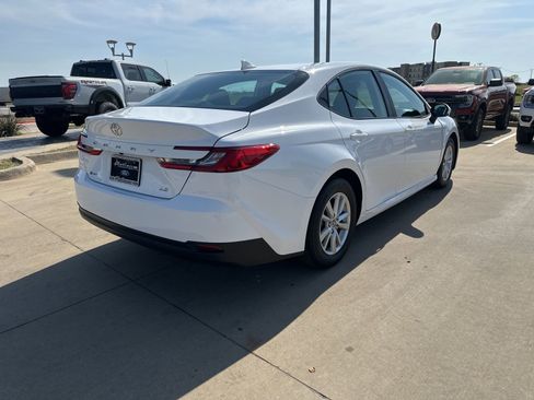 Used 2025 Toyota Camry LE FWD image 6