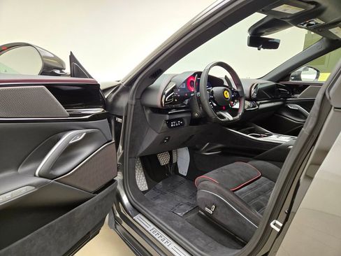 Used 2026 Ferrari Purosangue AWD/4WD image 16