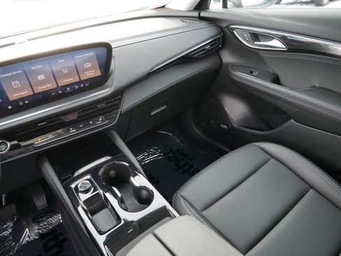 Certified 2025 Buick Envision Preferred image 11