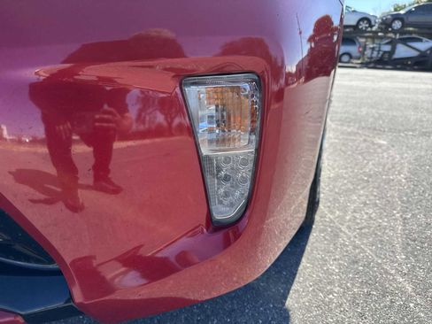 Used 2014 Toyota Prius Four image 10