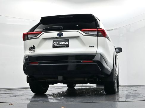 Used 2021 Toyota RAV4 XSE image 59